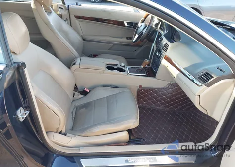 2013 Mercedes-Benz E 350 4Matic z USA, uszkodzony, nr VIN WDDKJ8JB3DF213571